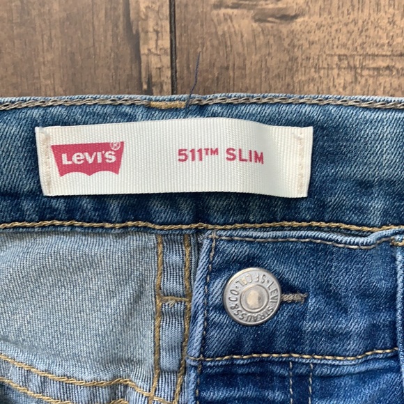 Levis Jeans - Picture 4 of 5
